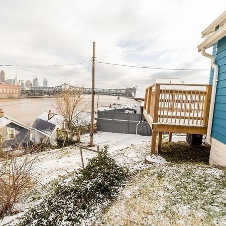 Cozy Riverfront Bungalow With Stunning Views Covington Exteriör bild